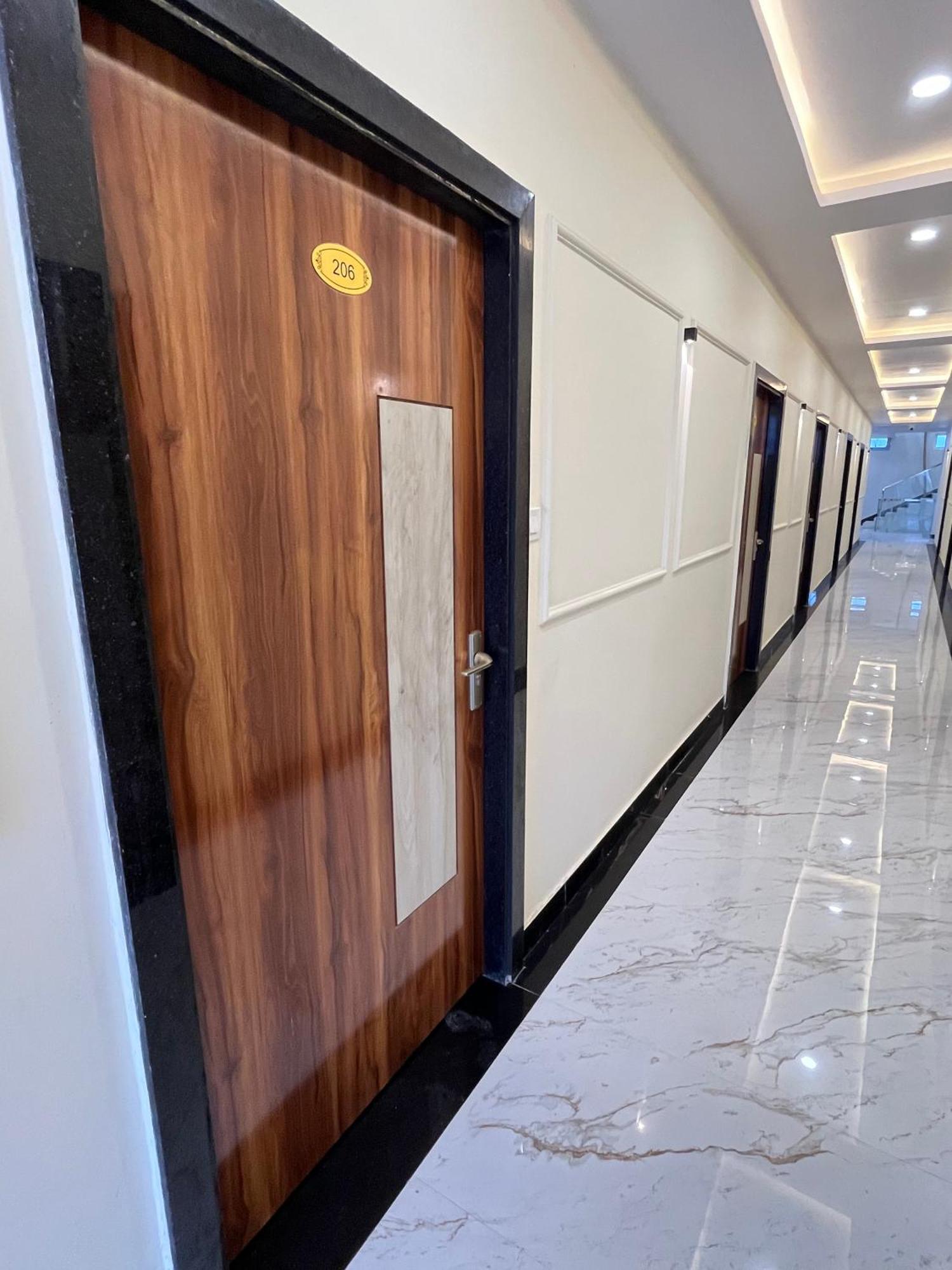 Hotel Rahat Jhalawar Esterno foto